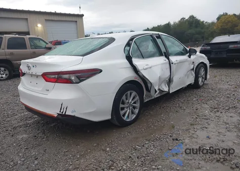 2021 Toyota Camry Le из США, поврежденный, VIN 4T1C11AK2MU576649